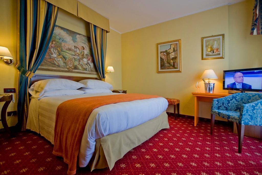 Hotel Ferrari Salsomaggiore Terme Exterior foto